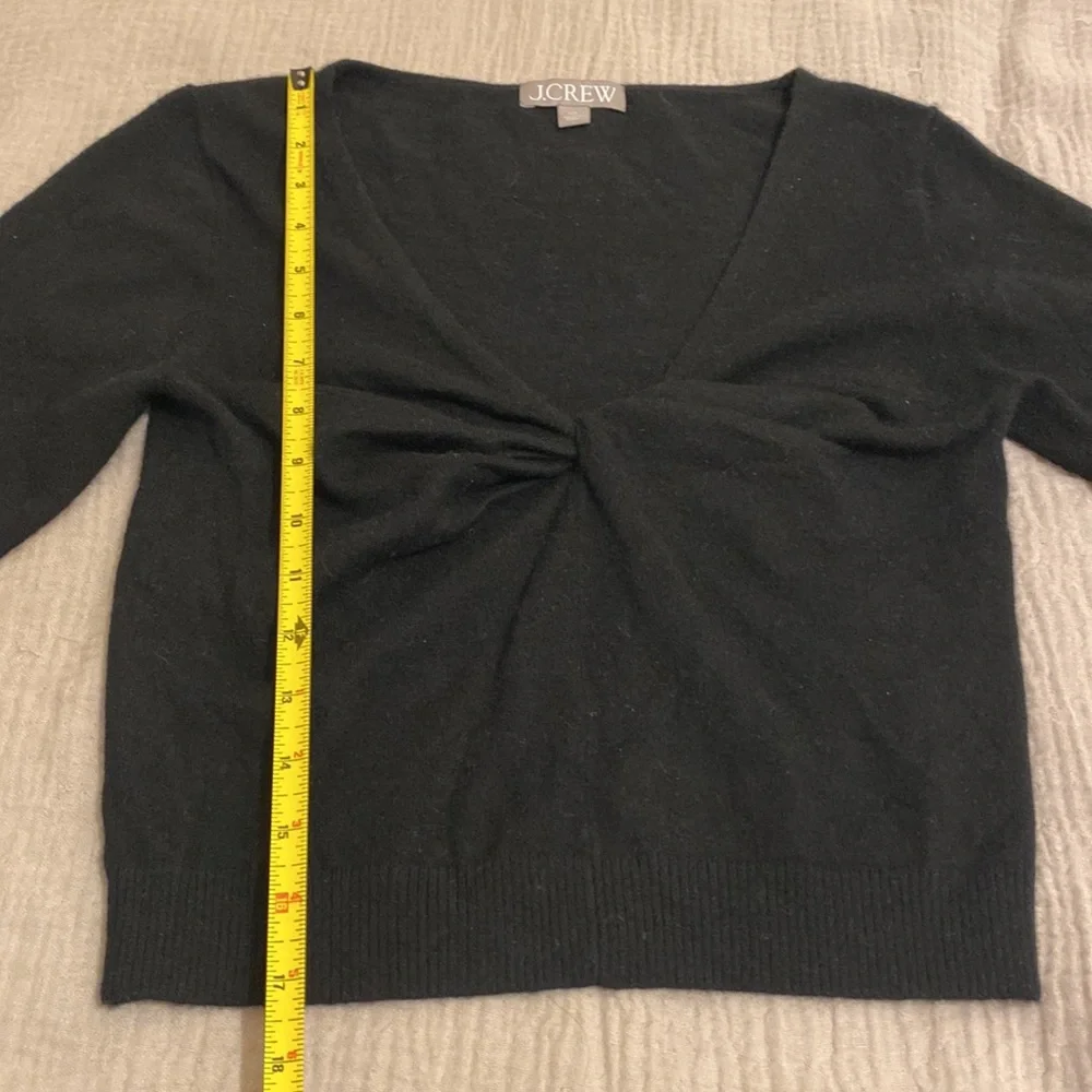 J. Crew Black Twist-Front Cashmere Blend Sweater. Size XS. Style BM192